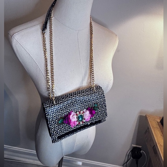 Betsey Johnson Handbags - Betsey Johnson Black and Pink Floral Crossbody Bag